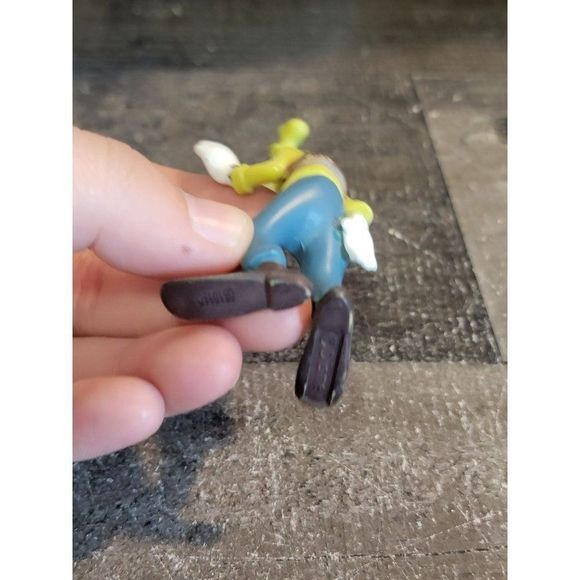 Green Goofy Disney Mickey Mouse toy figure - Picture 6 of 6